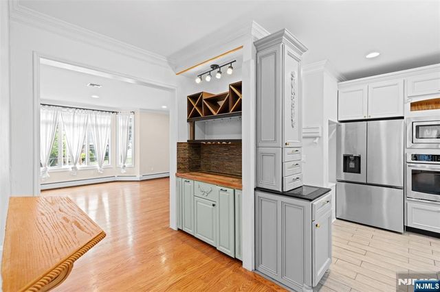 40 Oakdene Avenue B, Palisades Park, NJ 07650