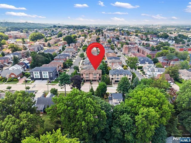 40 Oakdene Avenue B, Palisades Park, NJ 07650