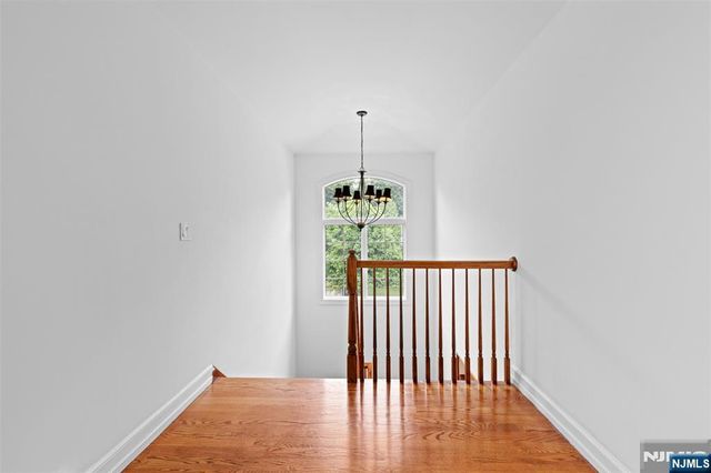 40 Oakdene Avenue B, Palisades Park, NJ 07650