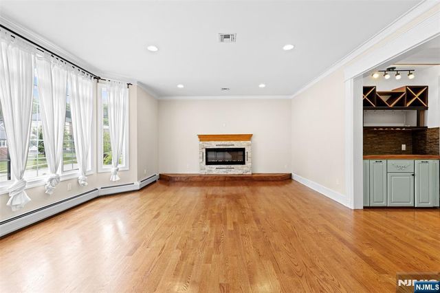 40 Oakdene Avenue B, Palisades Park, NJ 07650