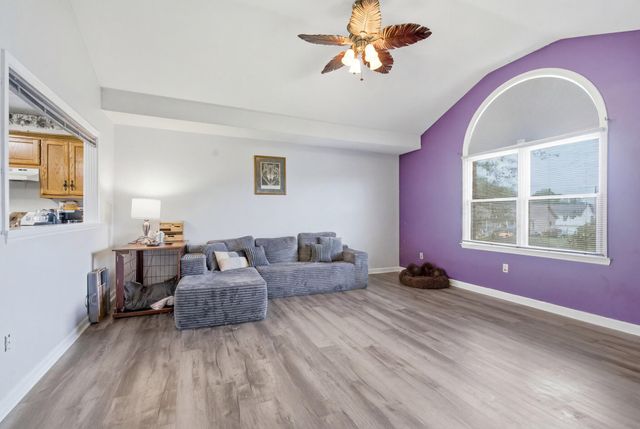 1041 Indian Trail, Lawrenceburg, KY 40342