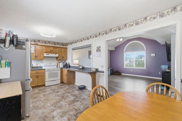 1041 Indian Trail, Lawrenceburg, KY 40342