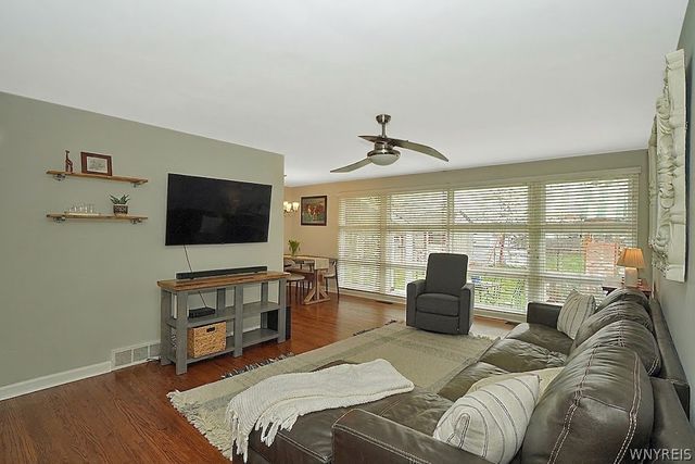 521 Woodstock Avenue, Tonawanda, NY 14150