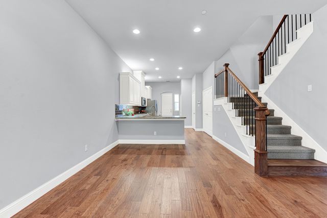 4666 Dozier Road B, Carrollton, TX 75010