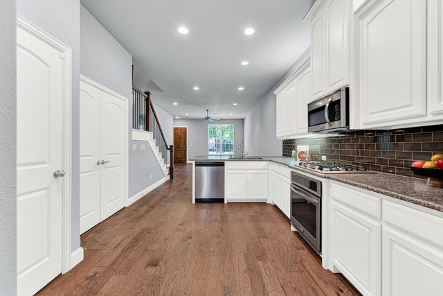 4666 Dozier Road B, Carrollton, TX 75010