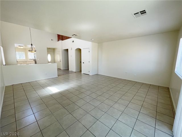 1018 Cliffbrook Hedge Avenue, North Las Vegas, NV 89081