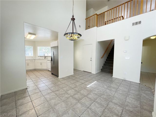 1018 Cliffbrook Hedge Avenue, North Las Vegas, NV 89081