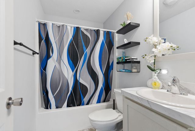 53677 Lane Street, Elkhart, IN 46514