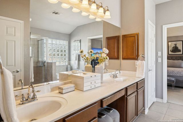 19411 Sweet Oak, San Antonio, TX 78258