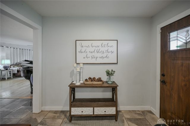 780 W Eva Circle, Springfield Twp, OH 45504