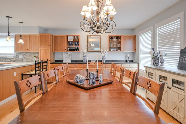 780 W Eva Circle, Springfield Twp, OH 45504