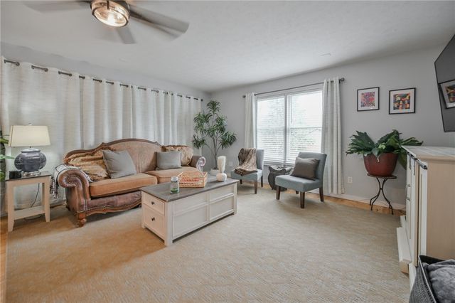 780 W Eva Circle, Springfield Twp, OH 45504