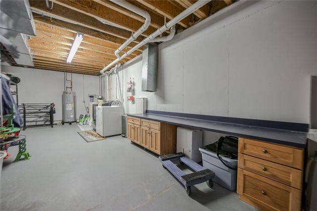 780 W Eva Circle, Springfield Twp, OH 45504