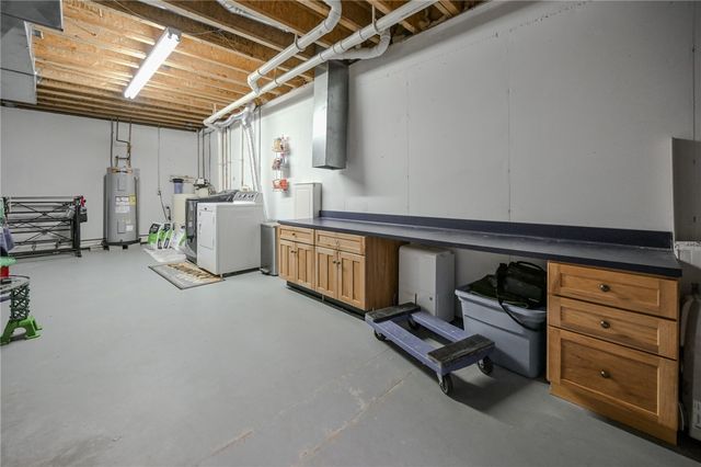 780 W Eva Circle, Springfield Twp, OH 45504