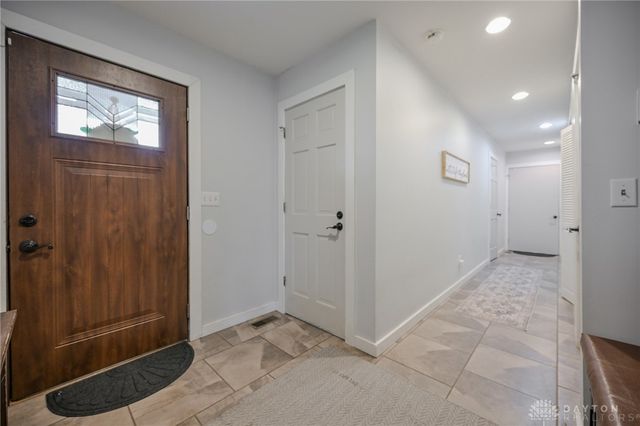 780 W Eva Circle, Springfield Twp, OH 45504