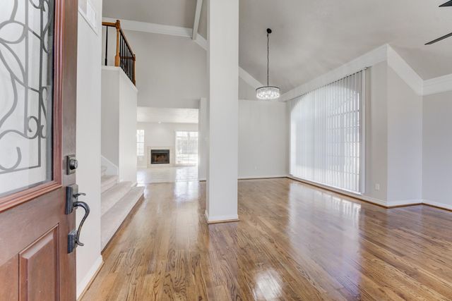 8306 Lake Crystal Drive, Houston, TX 77095