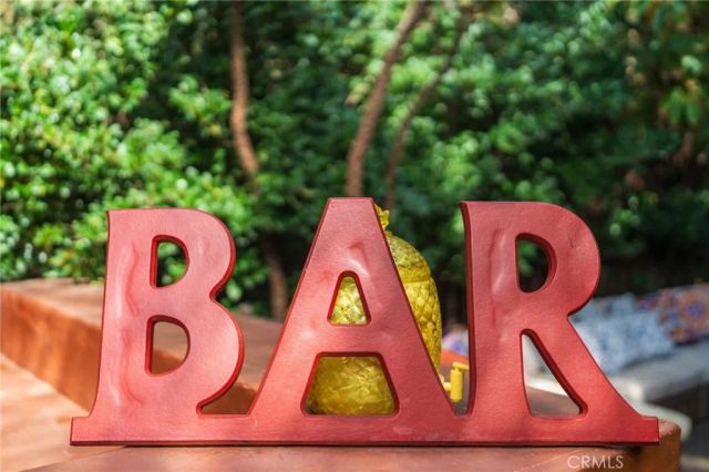 1240 N Olive Drive, West Hollywood, CA 90069