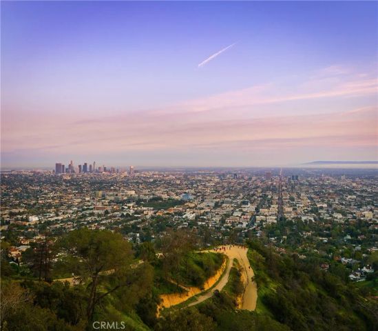 1240 N Olive Drive, West Hollywood, CA 90069