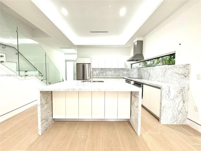 5728 NW 5th Ct TH-2, Miami, FL 33127