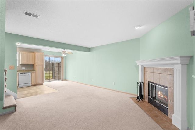 1228 NW Hidden Ridge Circle, Blue Springs, MO 64015