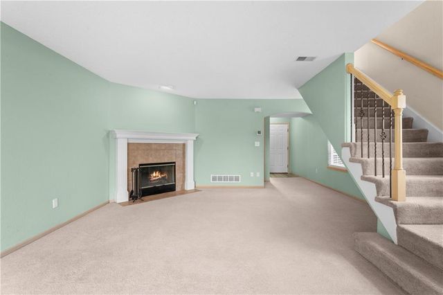 1228 NW Hidden Ridge Circle, Blue Springs, MO 64015