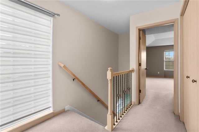 1228 NW Hidden Ridge Circle, Blue Springs, MO 64015