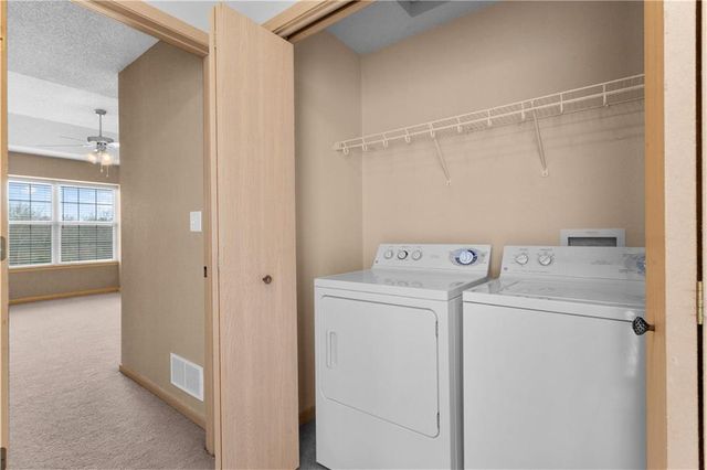 1228 NW Hidden Ridge Circle, Blue Springs, MO 64015