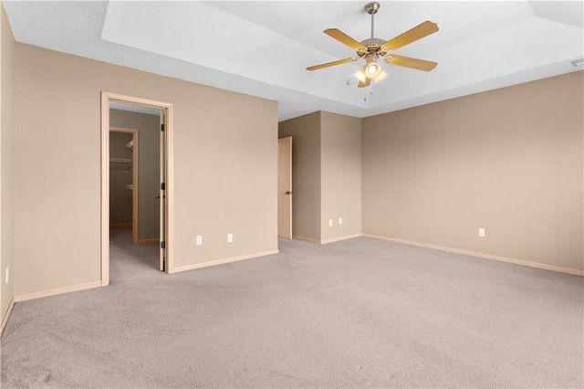 1228 NW Hidden Ridge Circle, Blue Springs, MO 64015