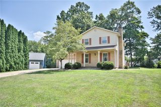 2758 Parkplace Drive, Uniontown, OH 44685