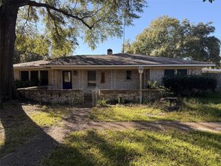 200 S Birch Street, Van, TX 75790