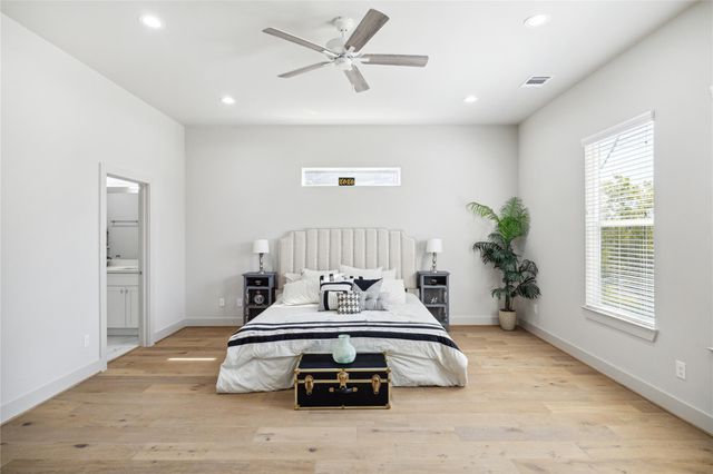 5233 Hillman Street F, Houston, TX 77023