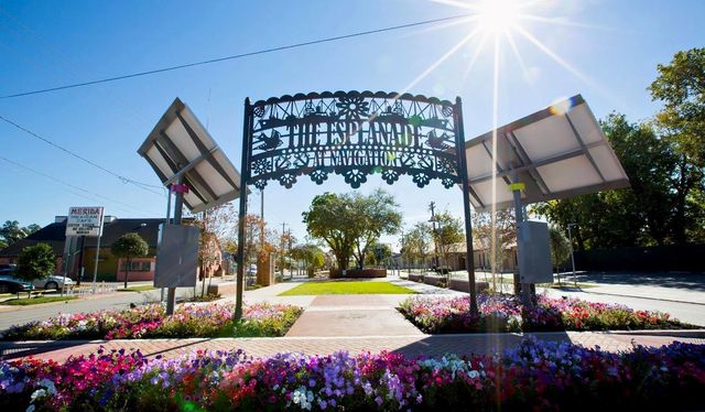 5233 Hillman Street F, Houston, TX 77023