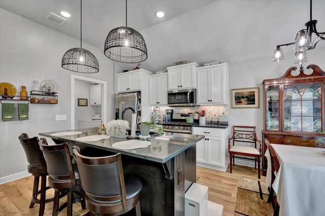 3308 S Pagoda Pead Drive, Yukon, OK 73099