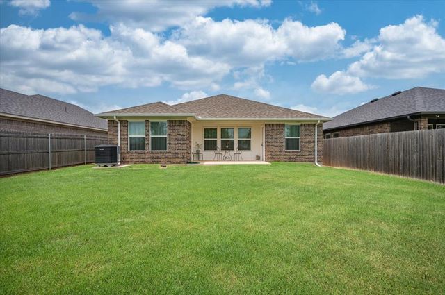 3308 S Pagoda Pead Drive, Yukon, OK 73099