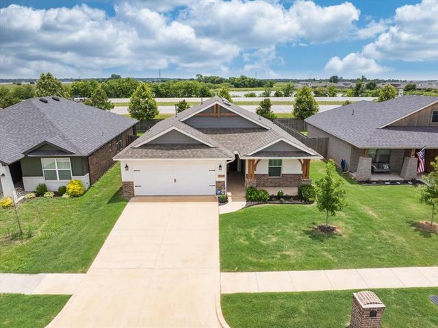 3308 S Pagoda Pead Drive, Yukon, OK 73099