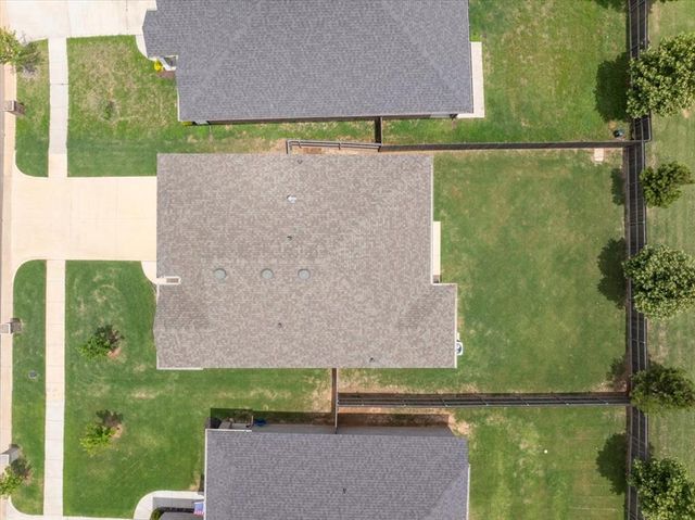 3308 S Pagoda Pead Drive, Yukon, OK 73099
