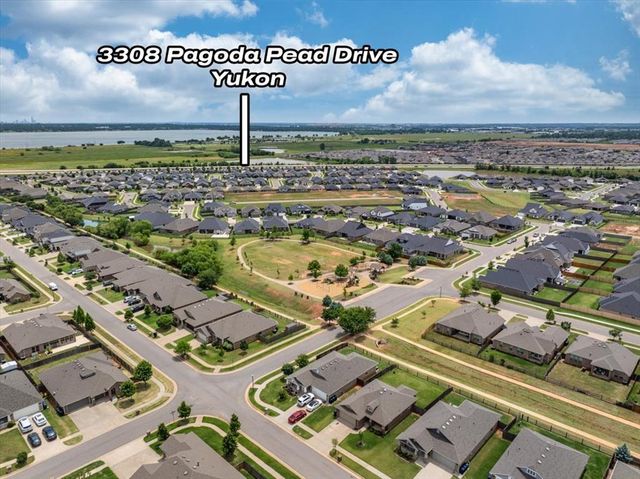 3308 S Pagoda Pead Drive, Yukon, OK 73099