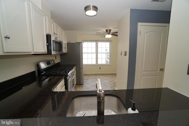 2000 HARVARD DR, North Wales, PA 19454