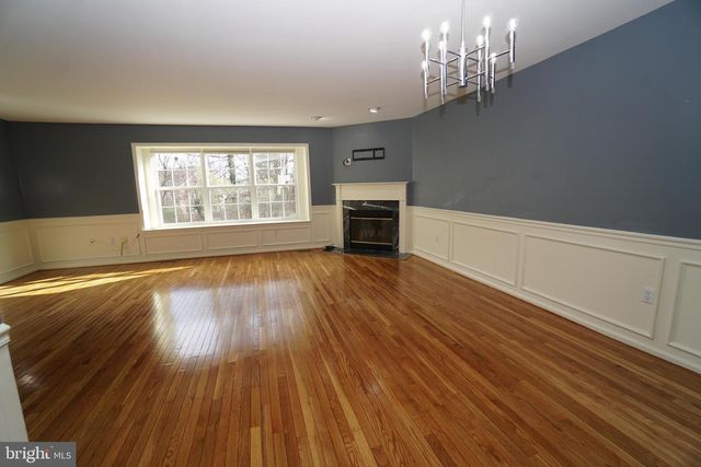 2000 HARVARD DR, North Wales, PA 19454