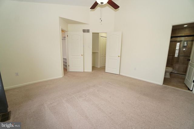 2000 HARVARD DR, North Wales, PA 19454