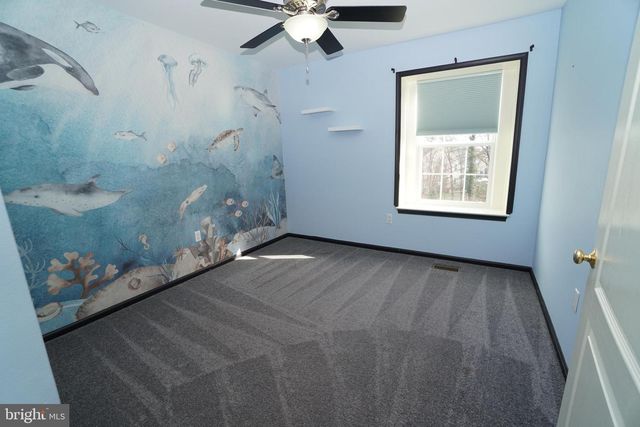 2000 HARVARD DR, North Wales, PA 19454