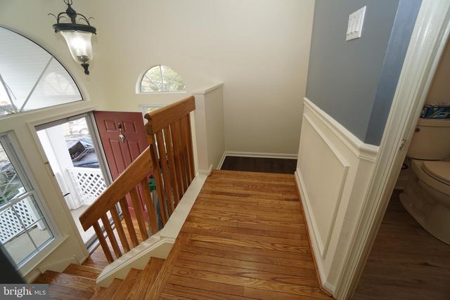 2000 HARVARD DR, North Wales, PA 19454