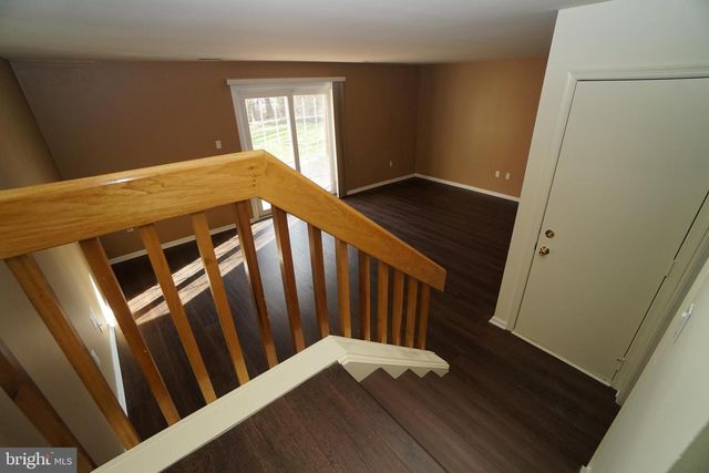 2000 HARVARD DR, North Wales, PA 19454