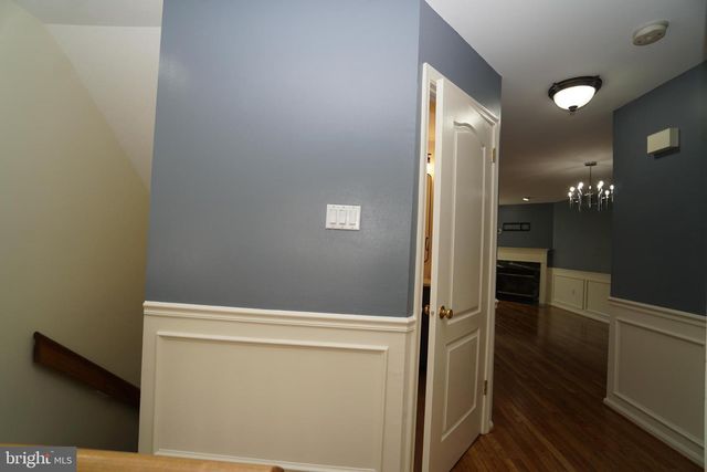 2000 HARVARD DR, North Wales, PA 19454