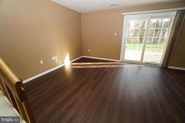 2000 HARVARD DR, North Wales, PA 19454