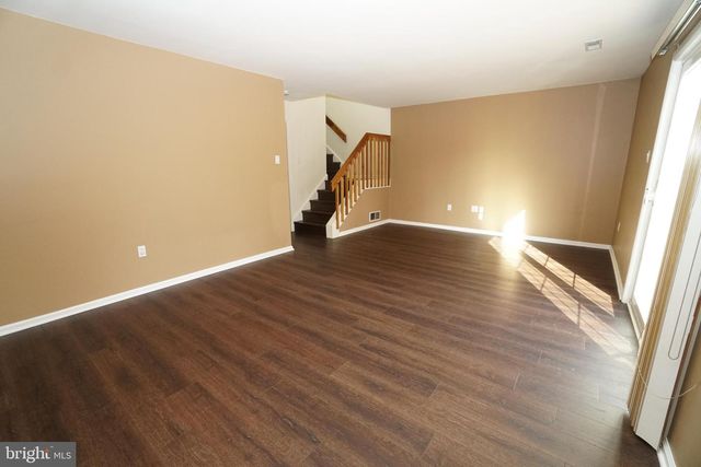 2000 HARVARD DR, North Wales, PA 19454