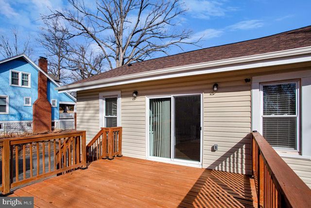 4813 OSAGE ST, College Park, MD 20740