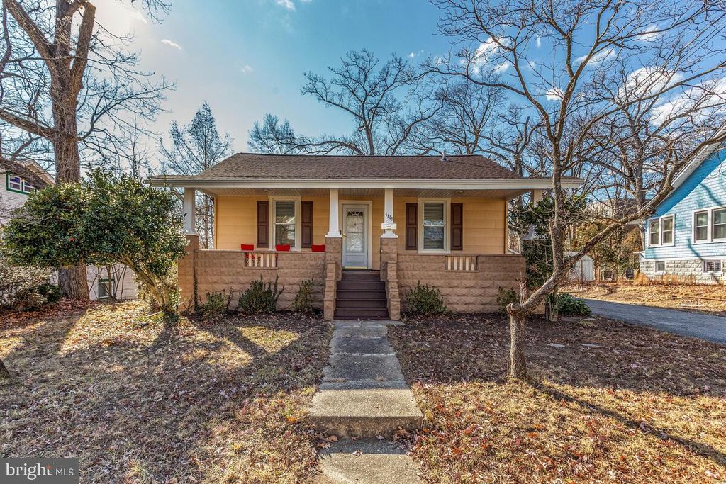 4813 OSAGE ST, College Park, MD 20740