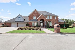 145 Greenhead Point Drive, Orange, TX 77630
