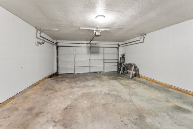 4222 Foliage Drive, Garland, TX 75043